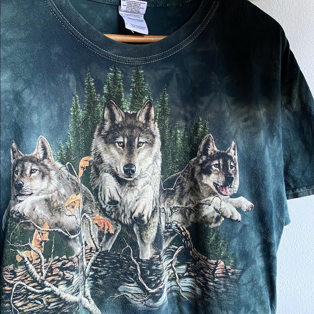 Vintage Wolf Tee